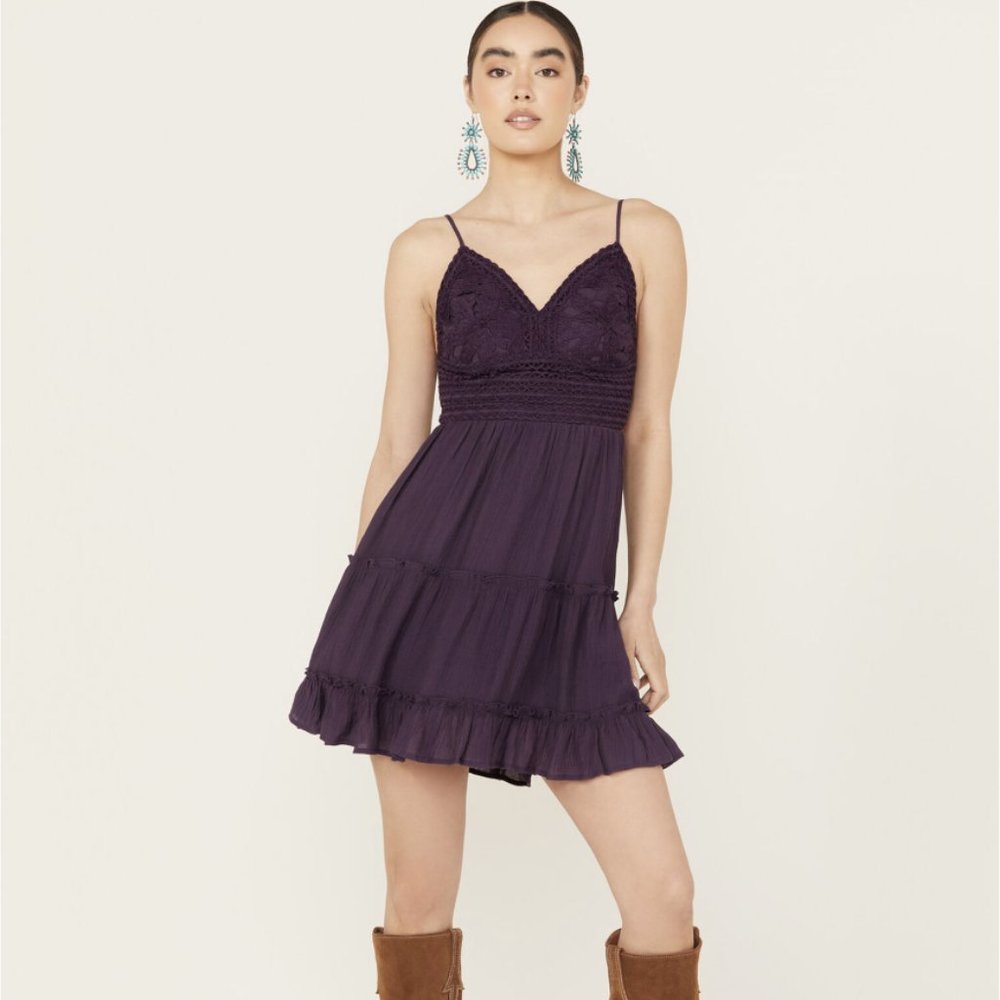 SHYANNE WOMEN'S LACE CROCHET DRESS